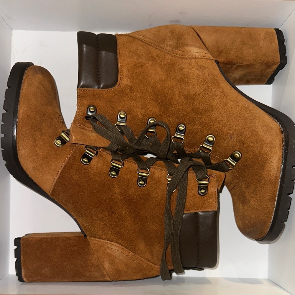 Sam Edelman Tan Lace Up Boots